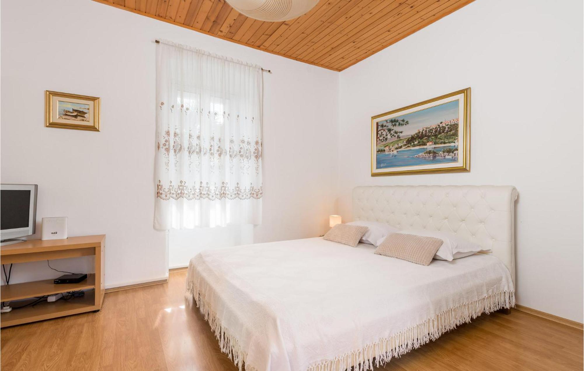 Beautiful Apartment In Omisalj With Kitchen Экстерьер фото